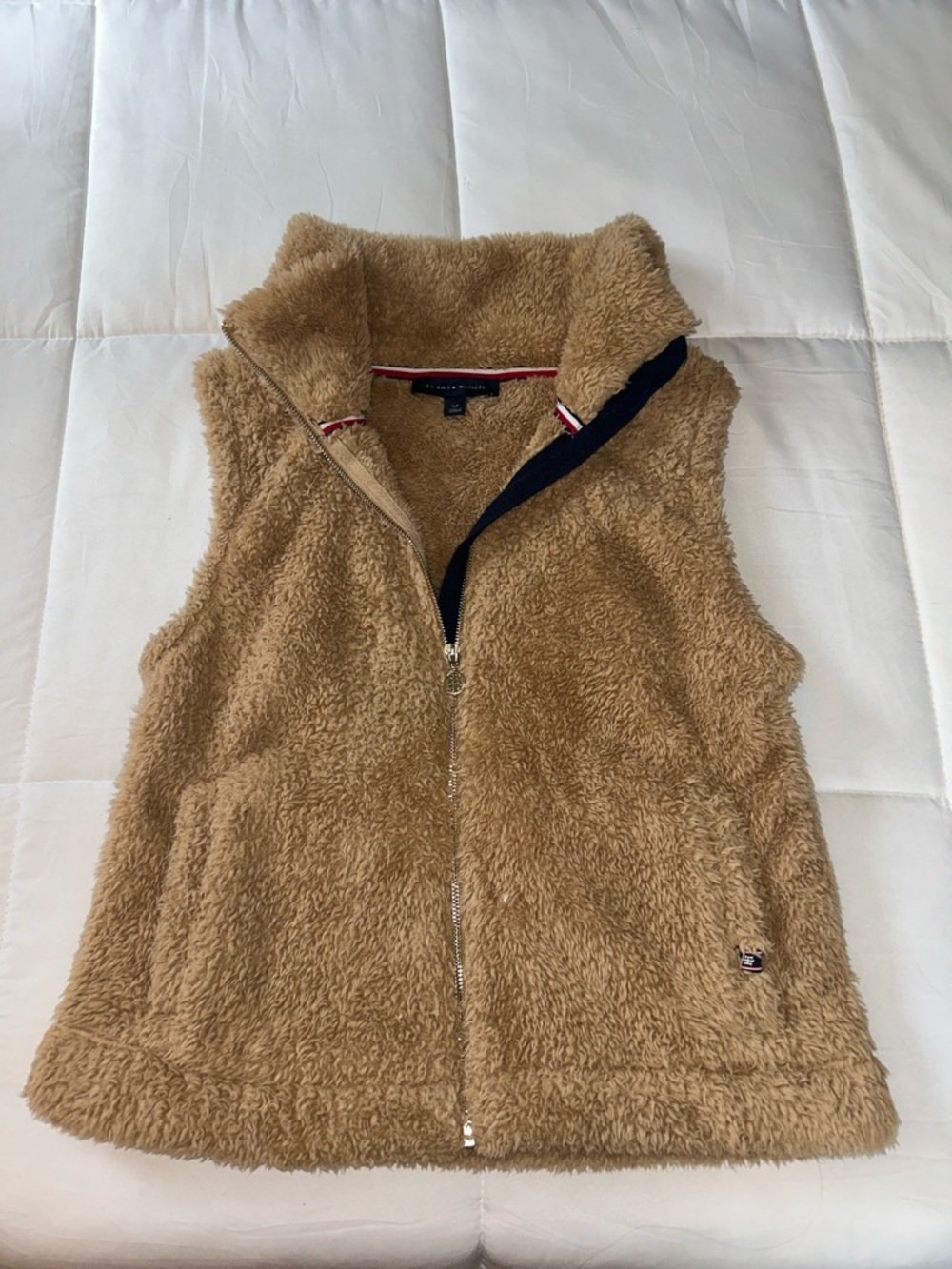 Tommy Hilfiger Plush Teddy Fleece Zip Vest size small